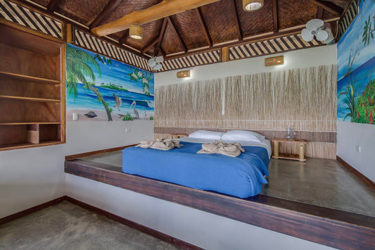 Pelicano – Shared Room for 2 with Ocean Views