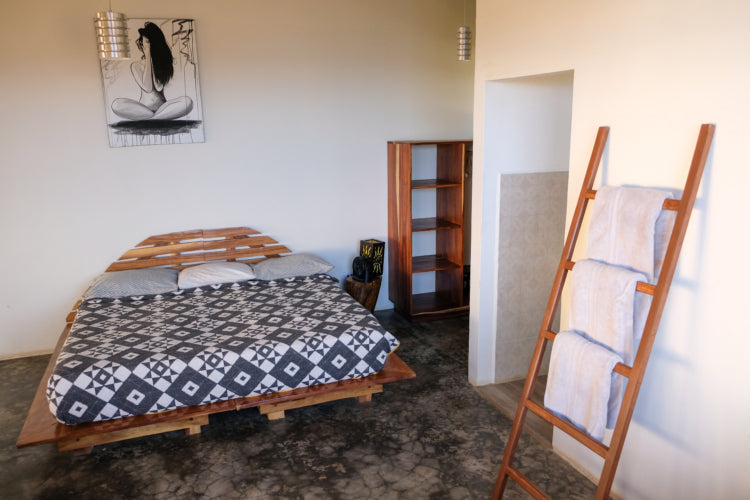 YTT NICARAGUA YOGA ROOM #2 w/ AC | 1 Bed