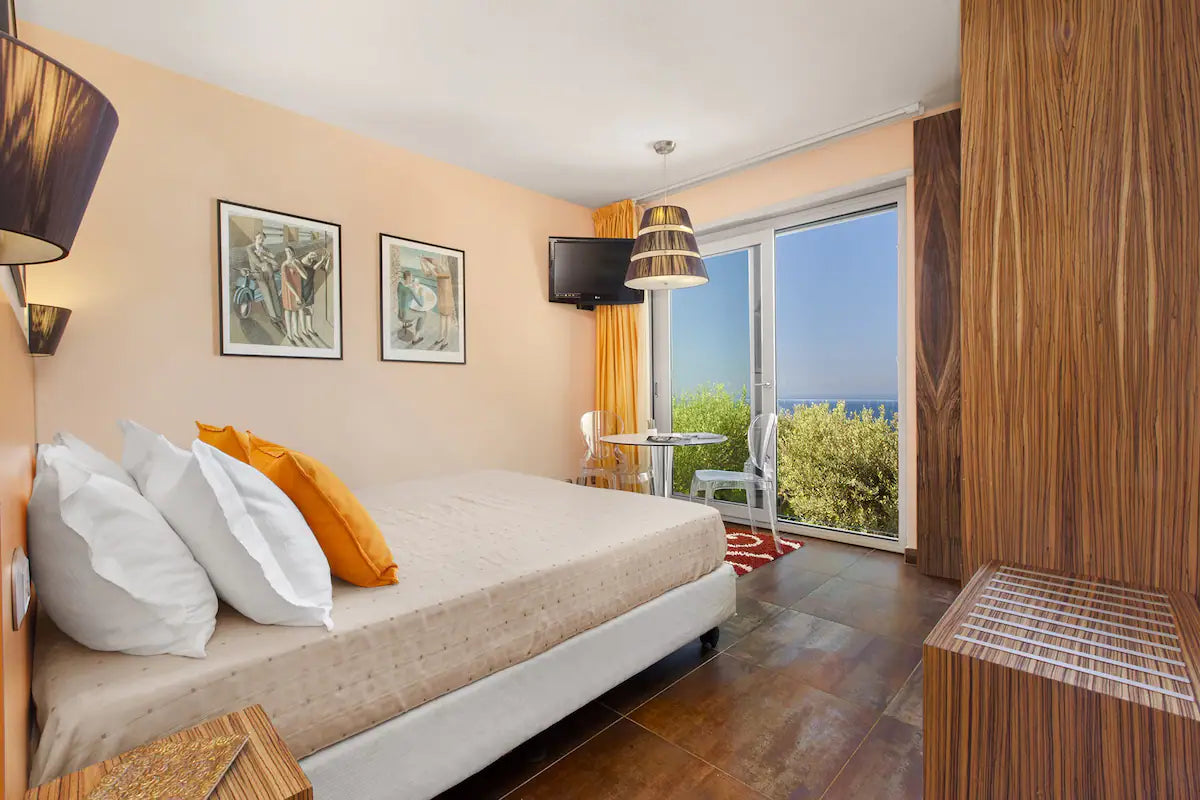 2026 Italy Retreat: Seaview Room with 2 Twins on the Main Level- DOUBLE ( $4,565/PER PERSON )