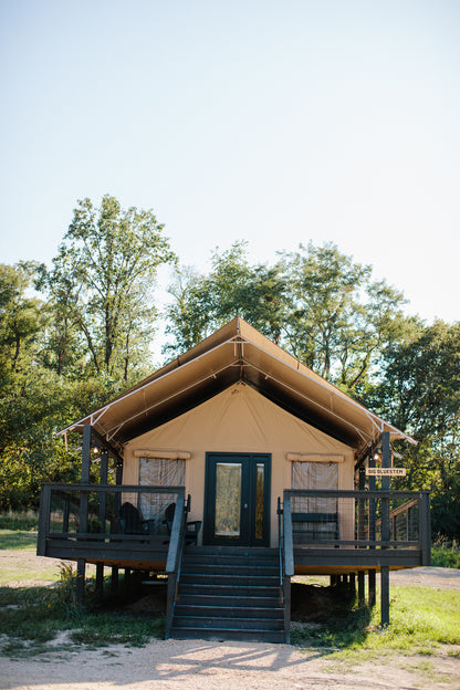 Big Bluestem 2 Twins / 2 Bunks (6 people)